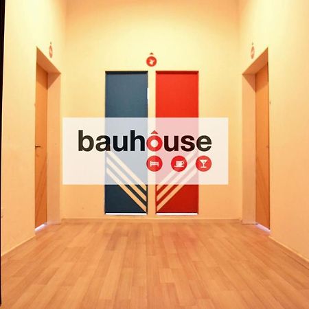 Bauhouse Backpacker Hostel Куэнка Экстерьер фото