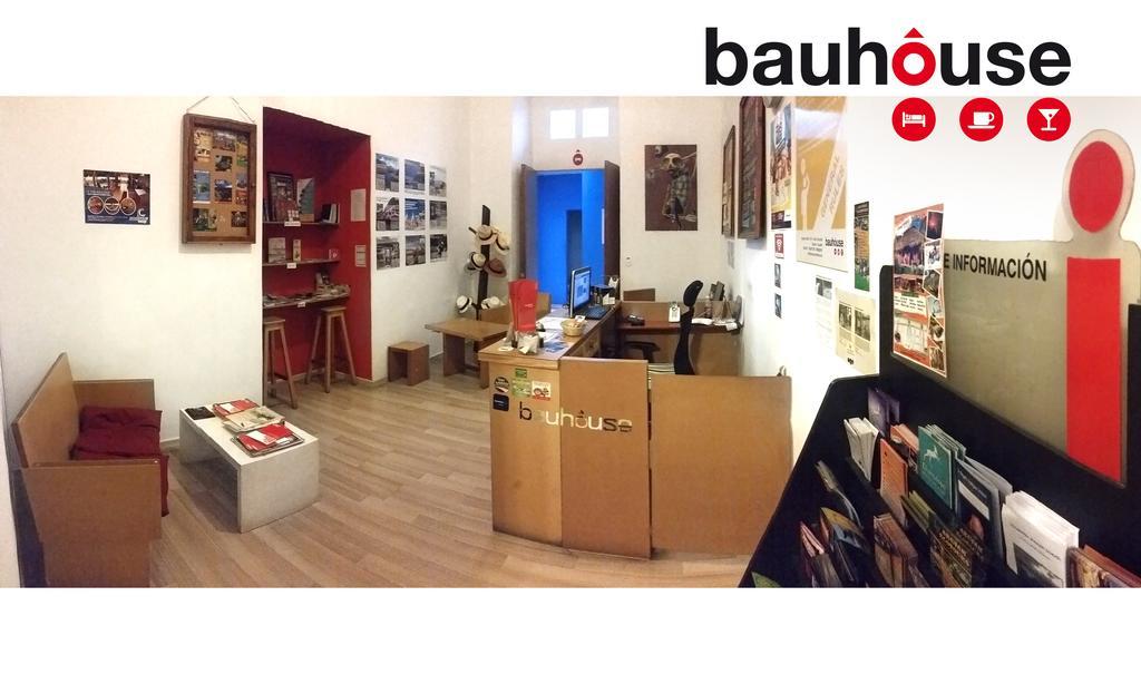 Bauhouse Backpacker Hostel Куэнка Экстерьер фото