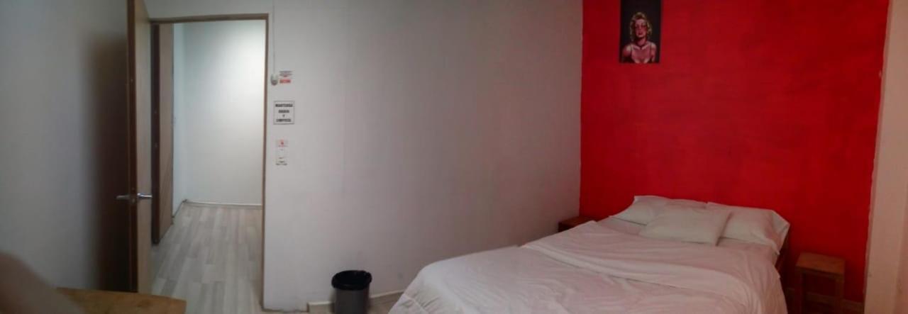 Bauhouse Backpacker Hostel Куэнка Экстерьер фото